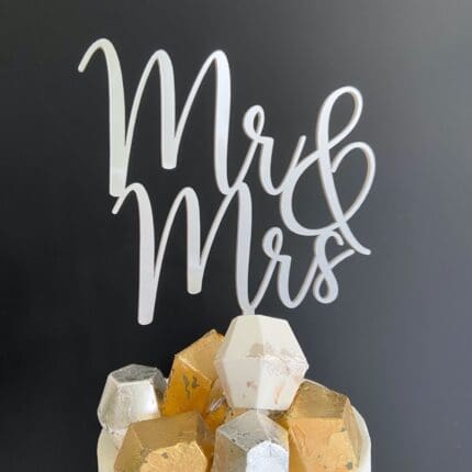 Mr & Mrs in white matt